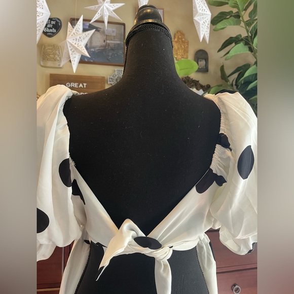 Free the Roses White with Black Polka Dots Romper - Picture 5 of 7